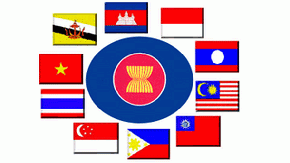 Conference discusses ASEAN Economic Community - ảnh 1